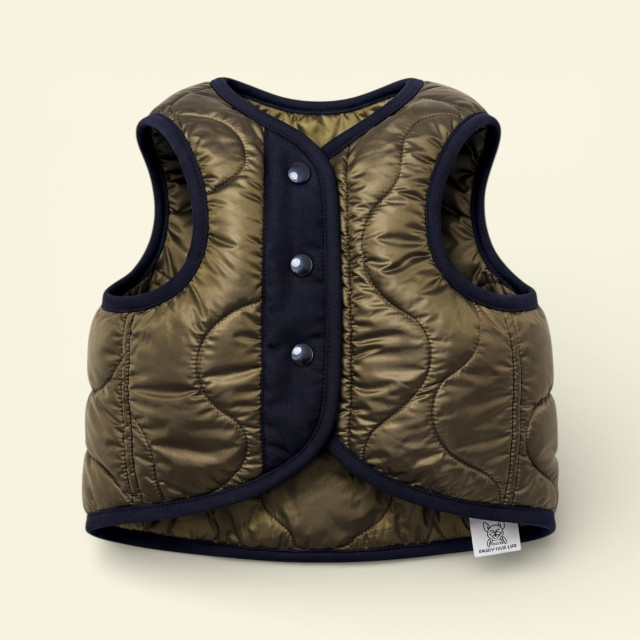 軍綠金屬光單面穿背心 S/M/L 預購